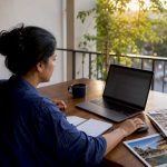 Mother booking family-friendly hotel online