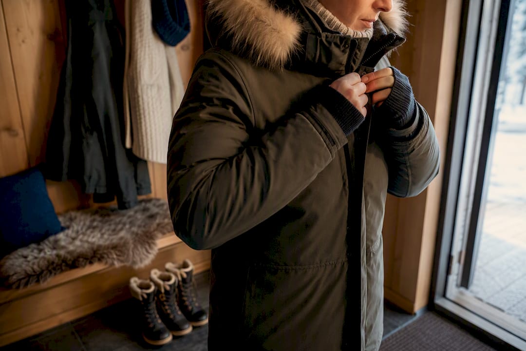 Traveler fastening thermal layers for Lapland