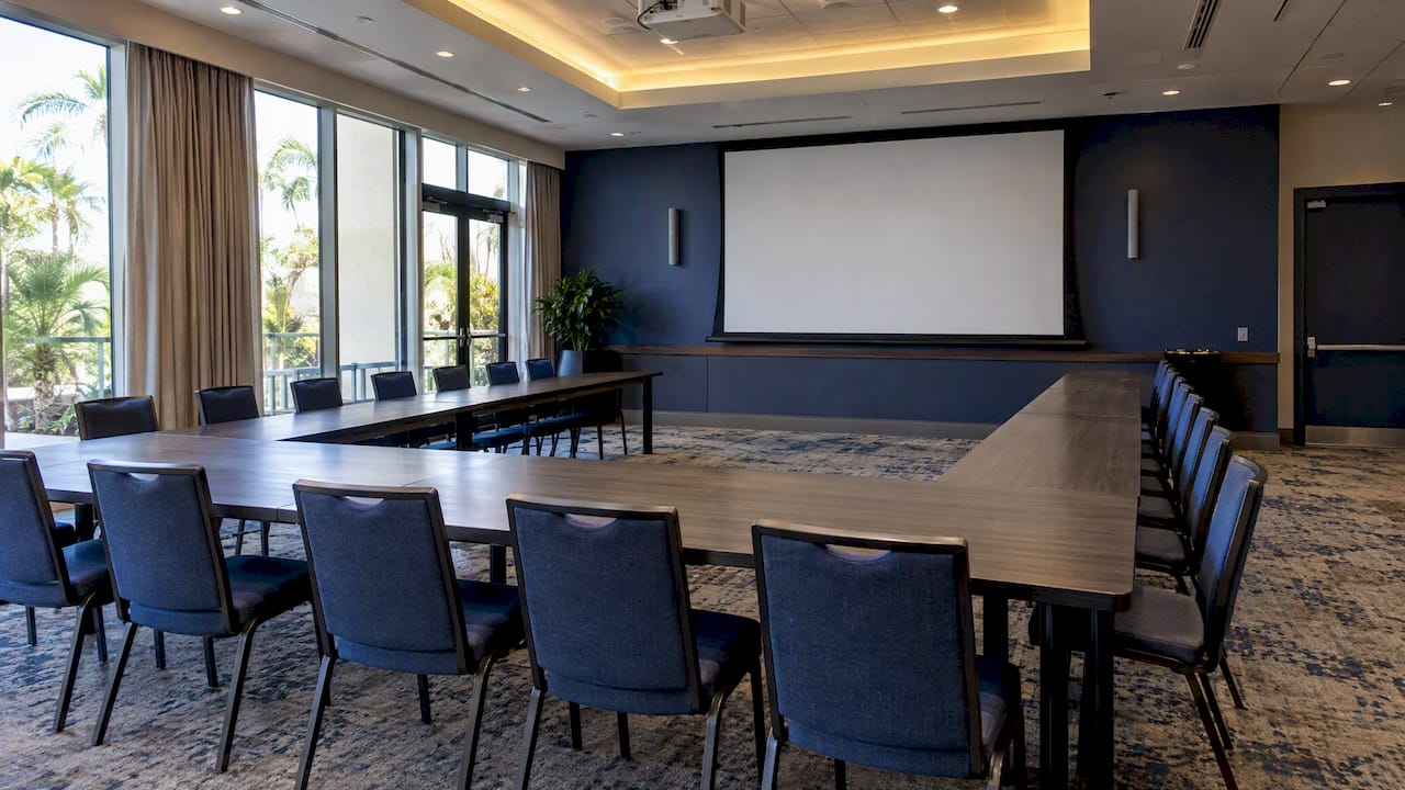 Resort meeting room arranged in a U-shaped layout